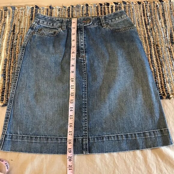TALBOTS Petites 100% Cotton Med Wash Denim Pencil Skirt 5 Pocket Zip Front Sz 4 - Picture 9 of 11